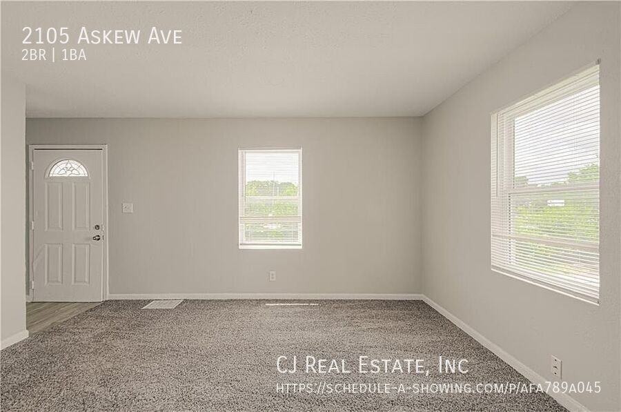 2105 Askew Ave - Photo 3 of 9