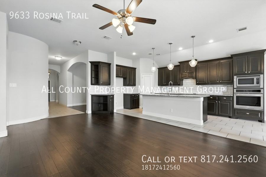 9633 Rosina Trl - Photo 3 of 21