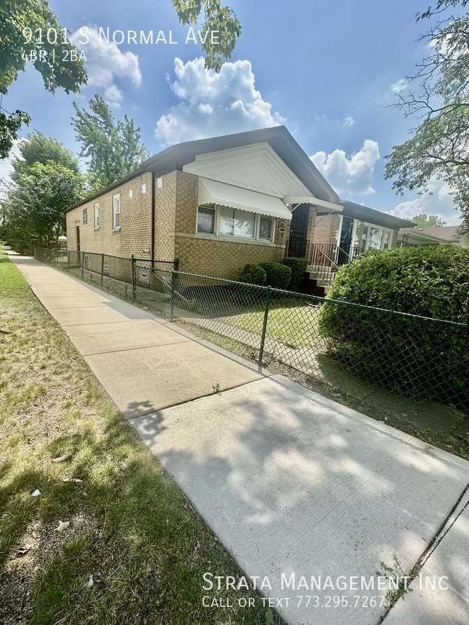 9101 S Normal Ave