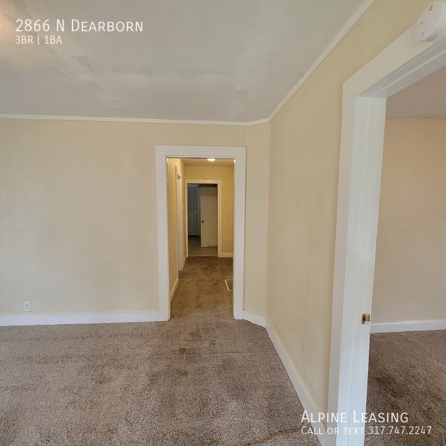 2866 N Dearborn St - Photo 6 of 6