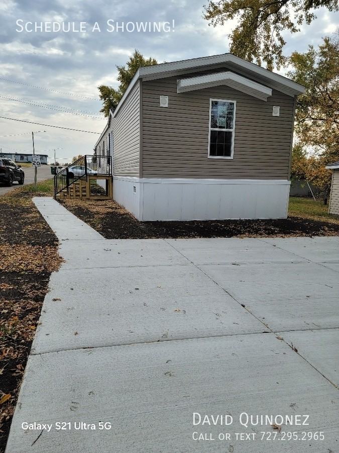 509 Menard Dr - Photo 2 of 20