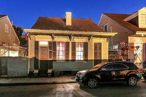 featured image of 1030 Burgundy St #FRONT