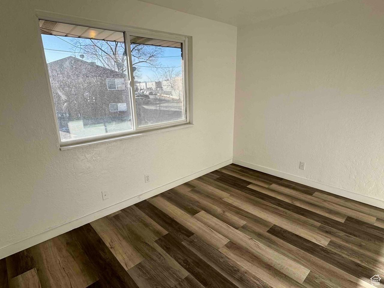 1877 Parkway Blvd #1 - Photo 4 of 6