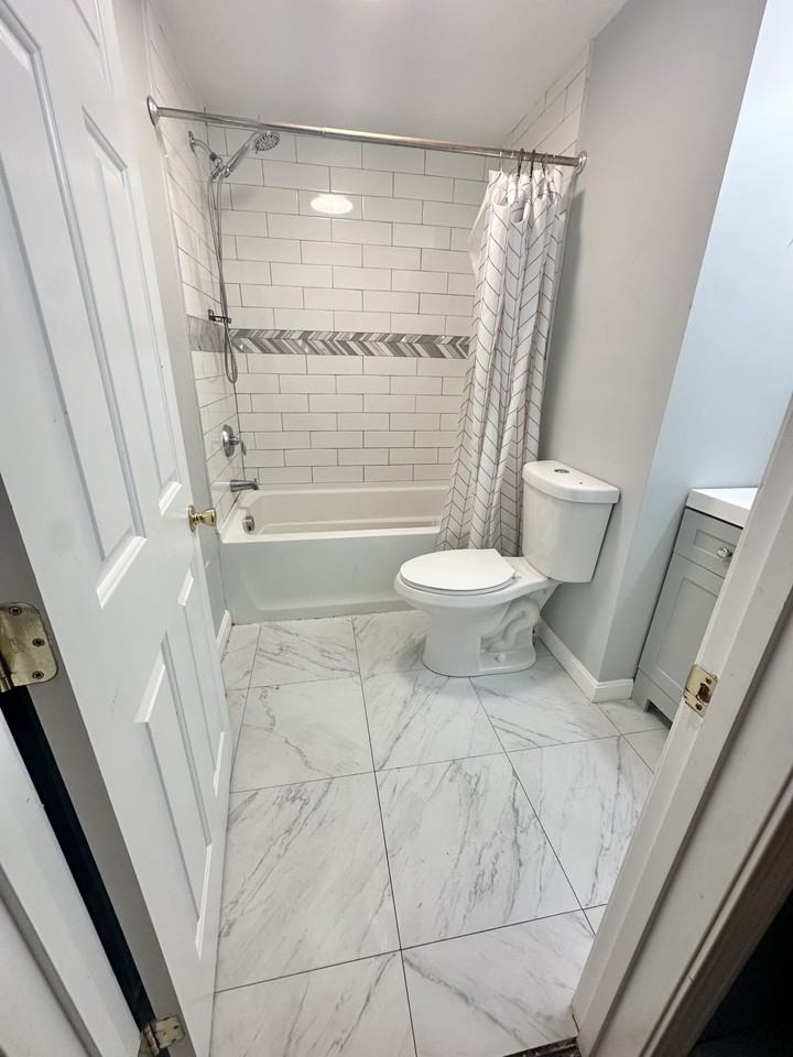 62 Lincoln St #1 - Photo 3 of 10