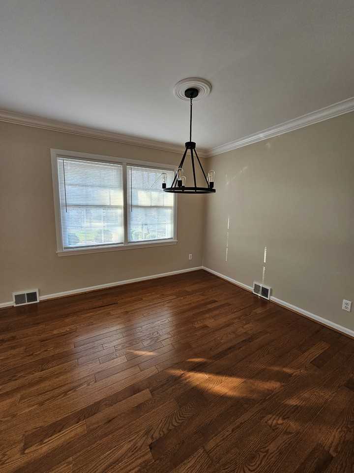 919 Craig Ave #NA - Photo 5 of 18