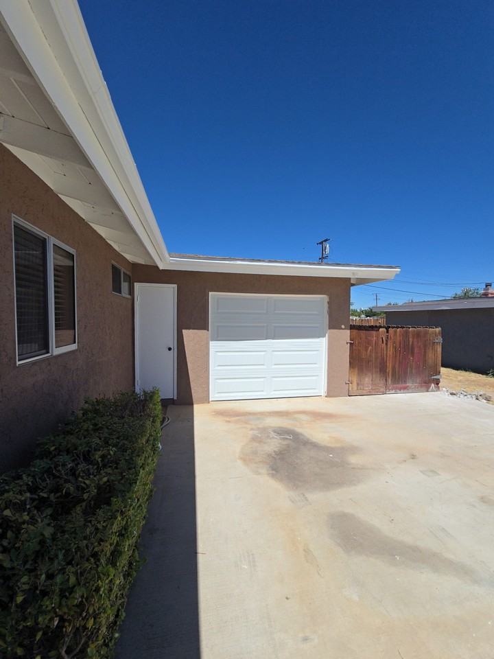 15224 Las Piedras Dr #NA - Photo 2 of 10