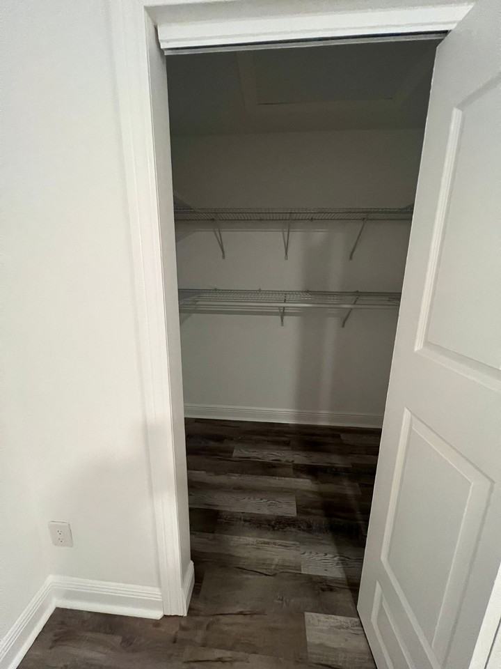 507 E 24th St #507 - Photo 5 of 12