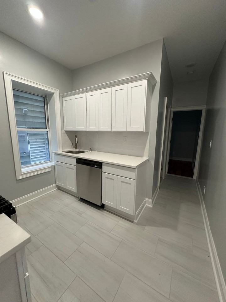 4614 Park Ave Apartments - Photo 3 of 27