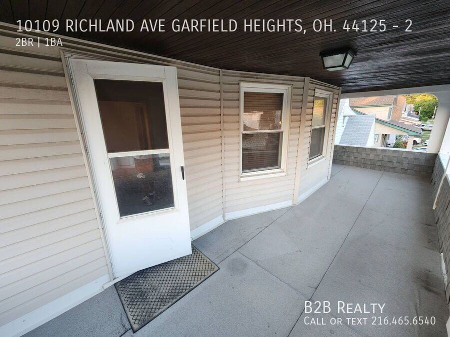 10109 RICHLAND AVE GARFIELD HEIGHTS, OH. 44125 #2 - Photo 3 of 14