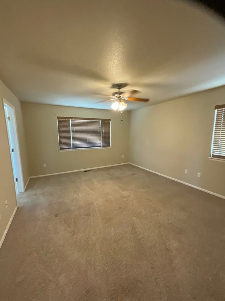 4965 Spokane Way - Photo 7 of 18