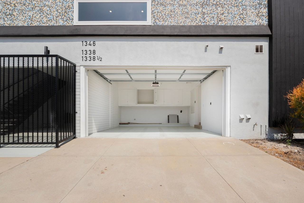 Modern Luxury Living in the Heart of Spaulding Square - Photo 5 of 50