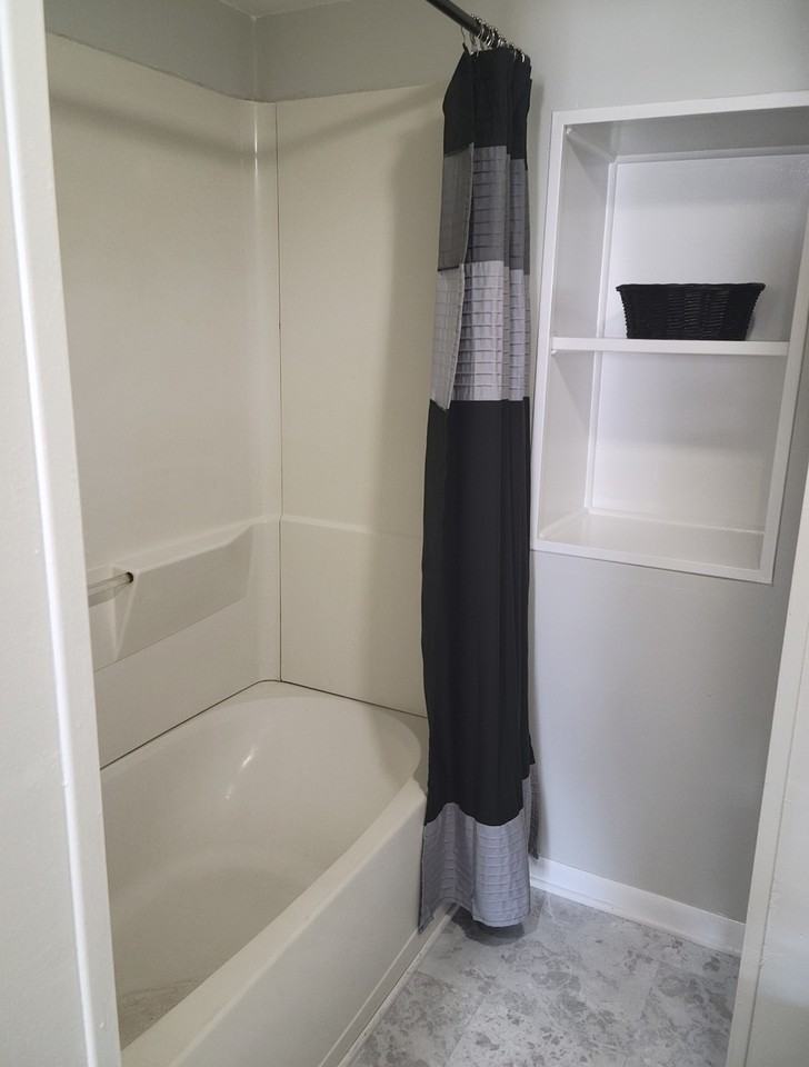 731 N Madison St #1 - Photo 2 of 11