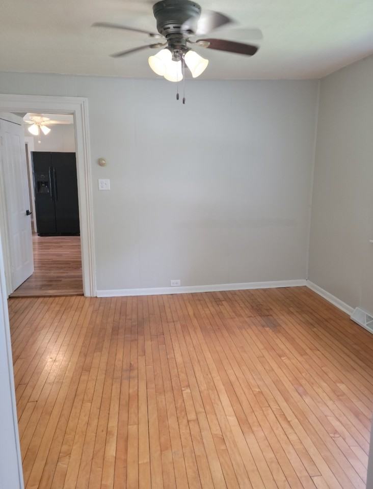731 N Madison St #1 - Photo 5 of 11