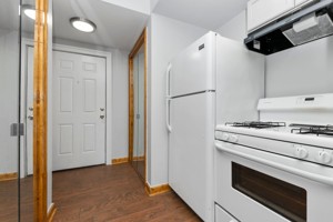 featured image of 3148 W Marquette Rd