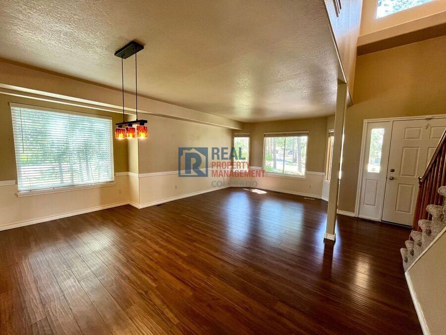 120 Tall Pine Ln - Photo 2 of 39