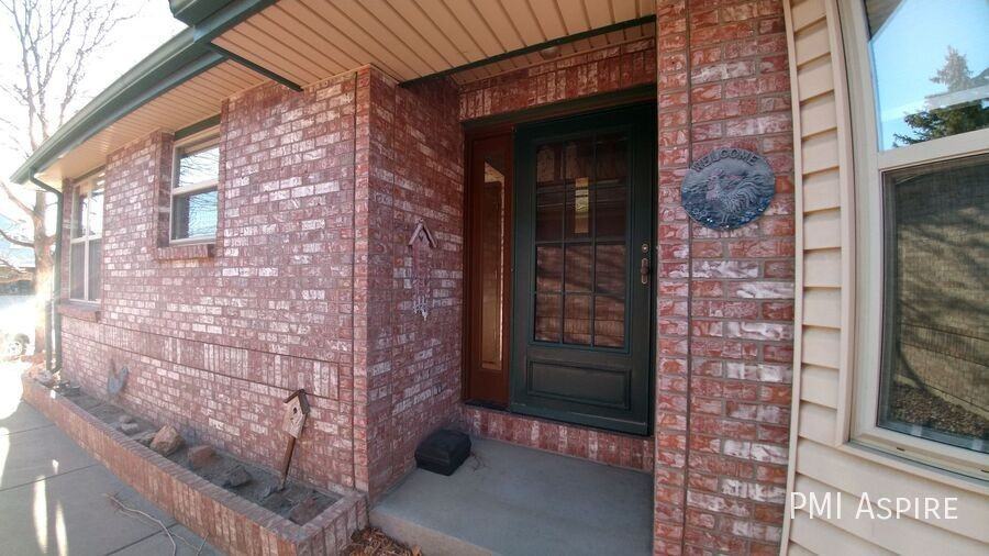 732 Wade Rd - Photo 2 of 20