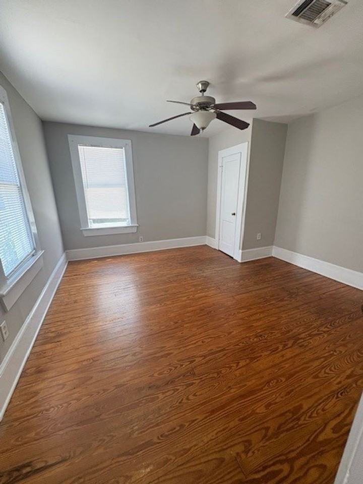 936 Magnolia Street #4 - Photo 6 of 12