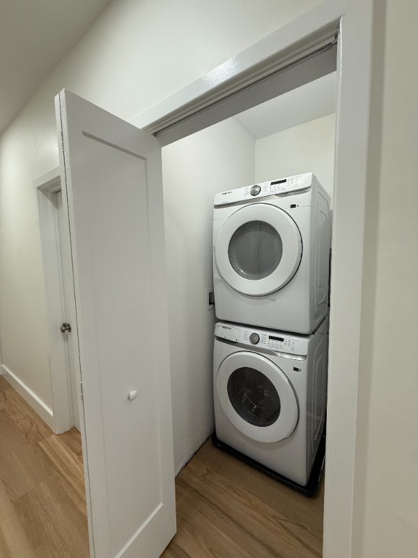 124 Abbott Street - Photo 4 of 11