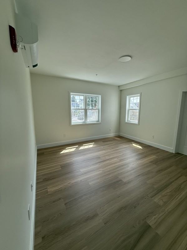 124 Abbott Street - Photo 7 of 11