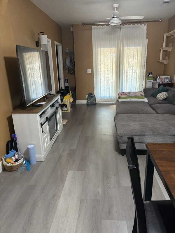 806 Kerr Ave - Photo 2 of 20