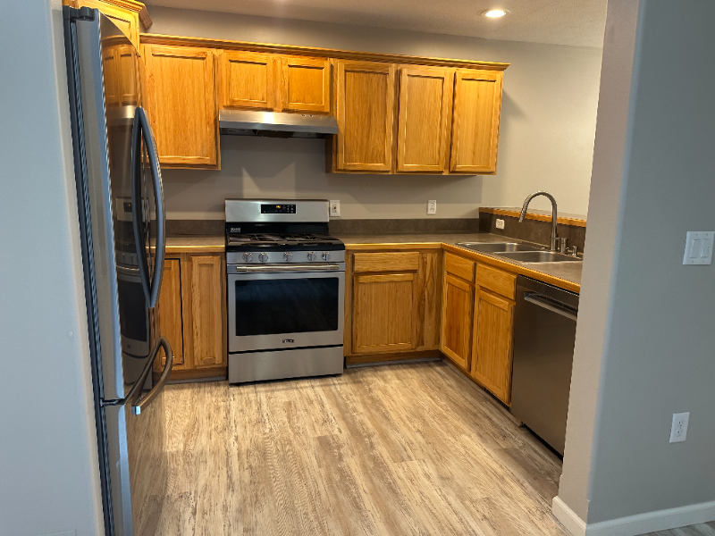 4033 Sherwood Forest Dr - Photo 4 of 20