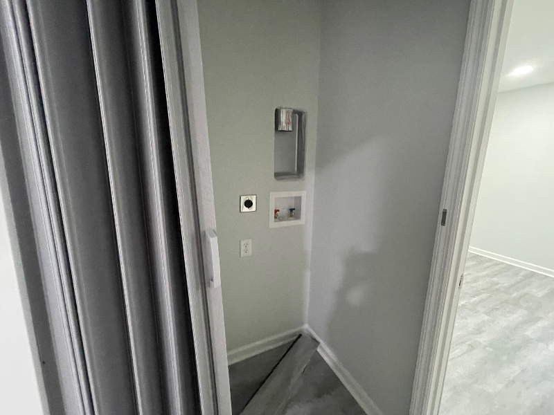 306 W 13th St - Photo 7 of 13