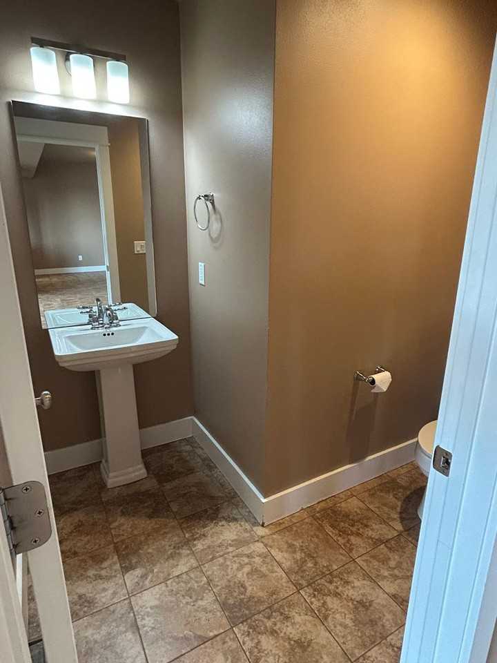 2148 Walter Rd - Photo 5 of 22