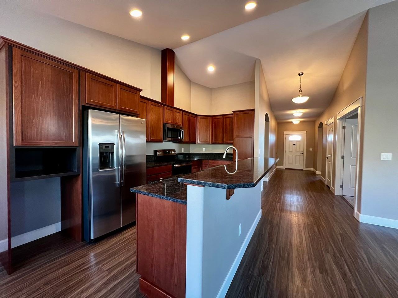 8819 Kail Dr - Photo 6 of 26