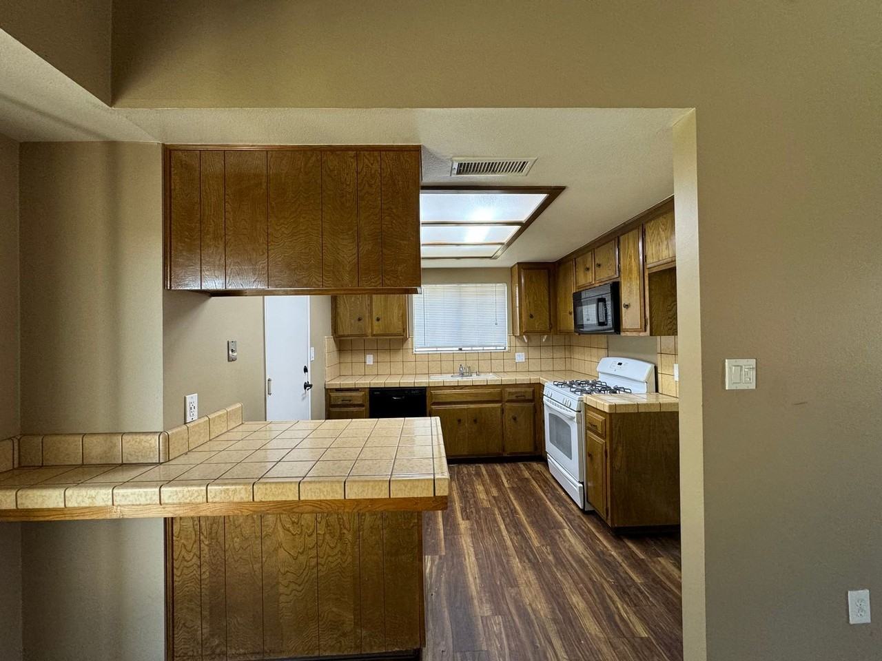 7605 Cibola Dr - Photo 3 of 12