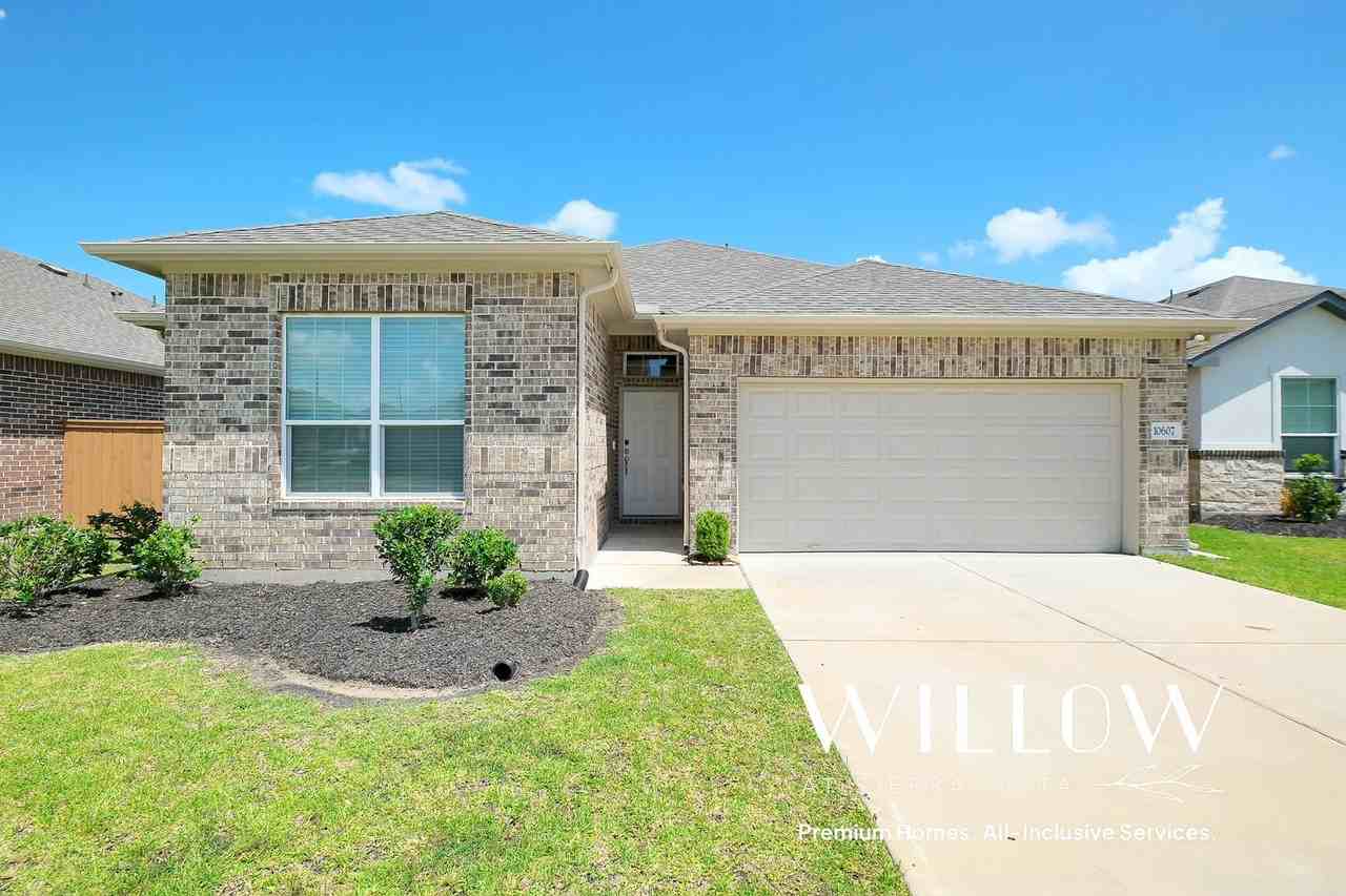 10607 Cascade Creek Drive - Photo 2 of 46