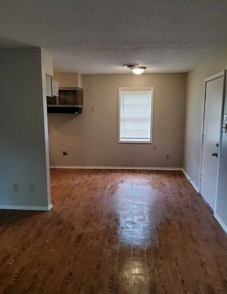 591 Brockwood Ave - Photo 3 of 16