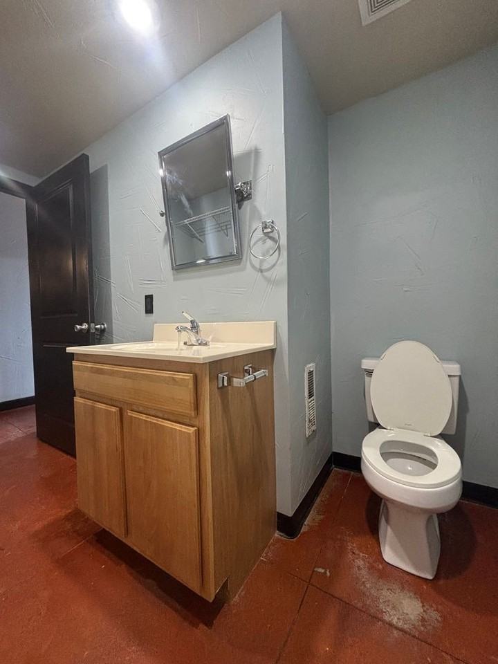331 E Water St #202 - Photo 5 of 10