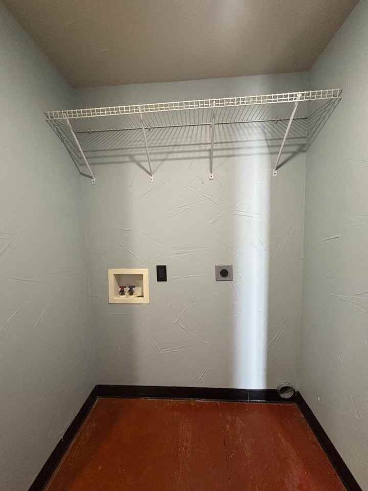 331 E Water St #202 - Photo 7 of 10