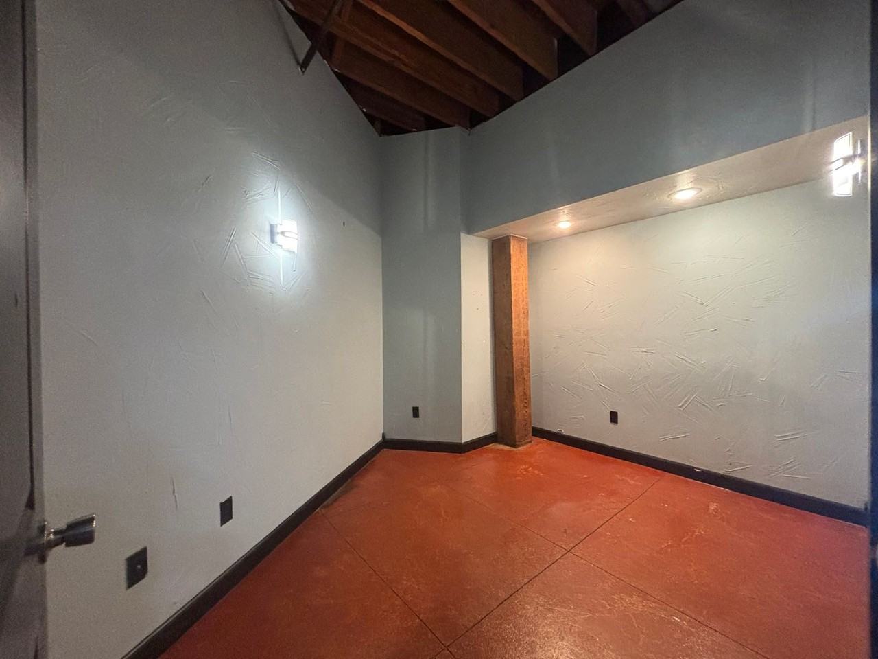 331 E Water St #202 - Photo 4 of 10