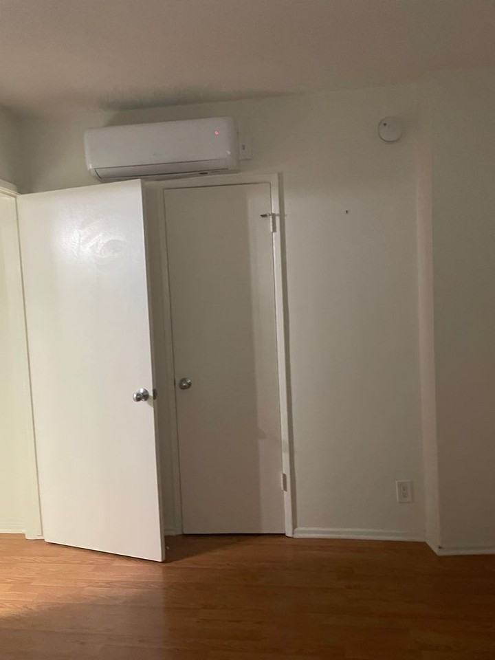 1830 N. La Brea Avenue - Photo 5 of 21