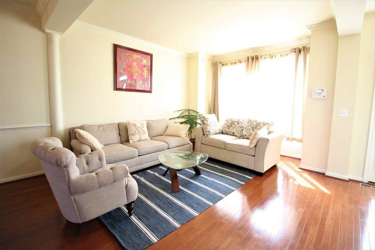 2432 Battery Hill Cir - Photo 2 of 21