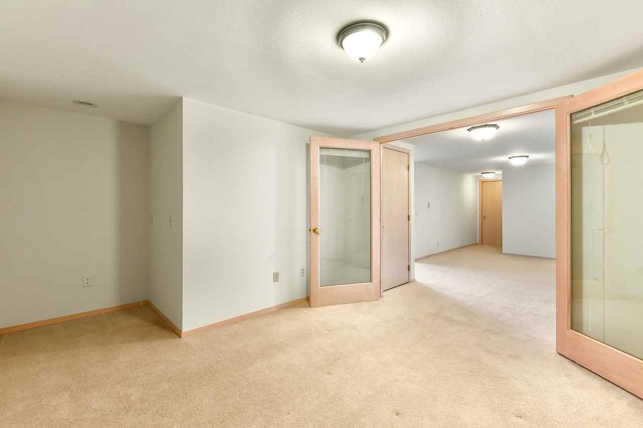 314 Highland Dr - Photo 3 of 50