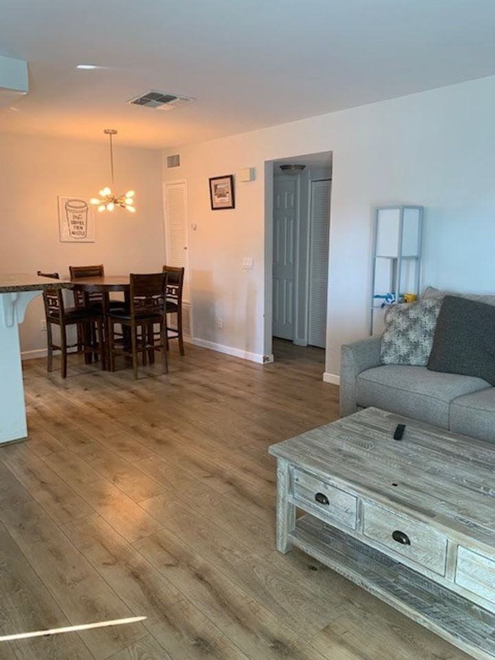 495 San Pasqual Valley Rd - Photo 4 of 25