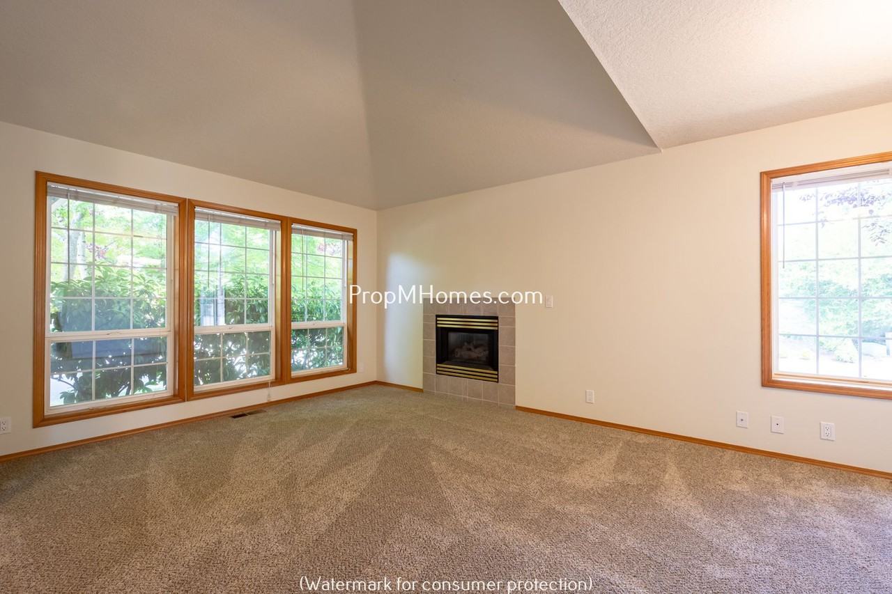 790 Southwest 202nd Terrace