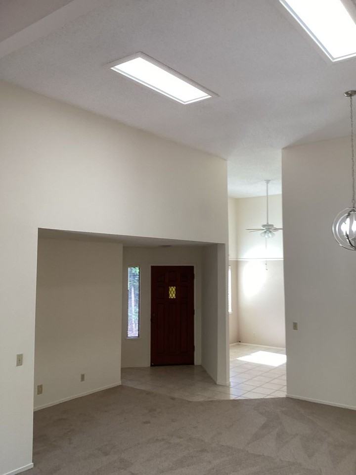 1420 Oakridge Park Rd - Photo 3 of 46