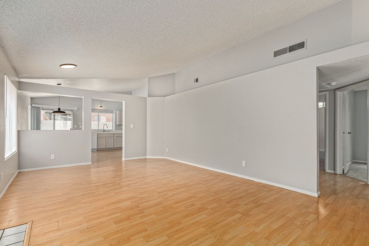 2689 Rungsted St - Photo 2 of 25
