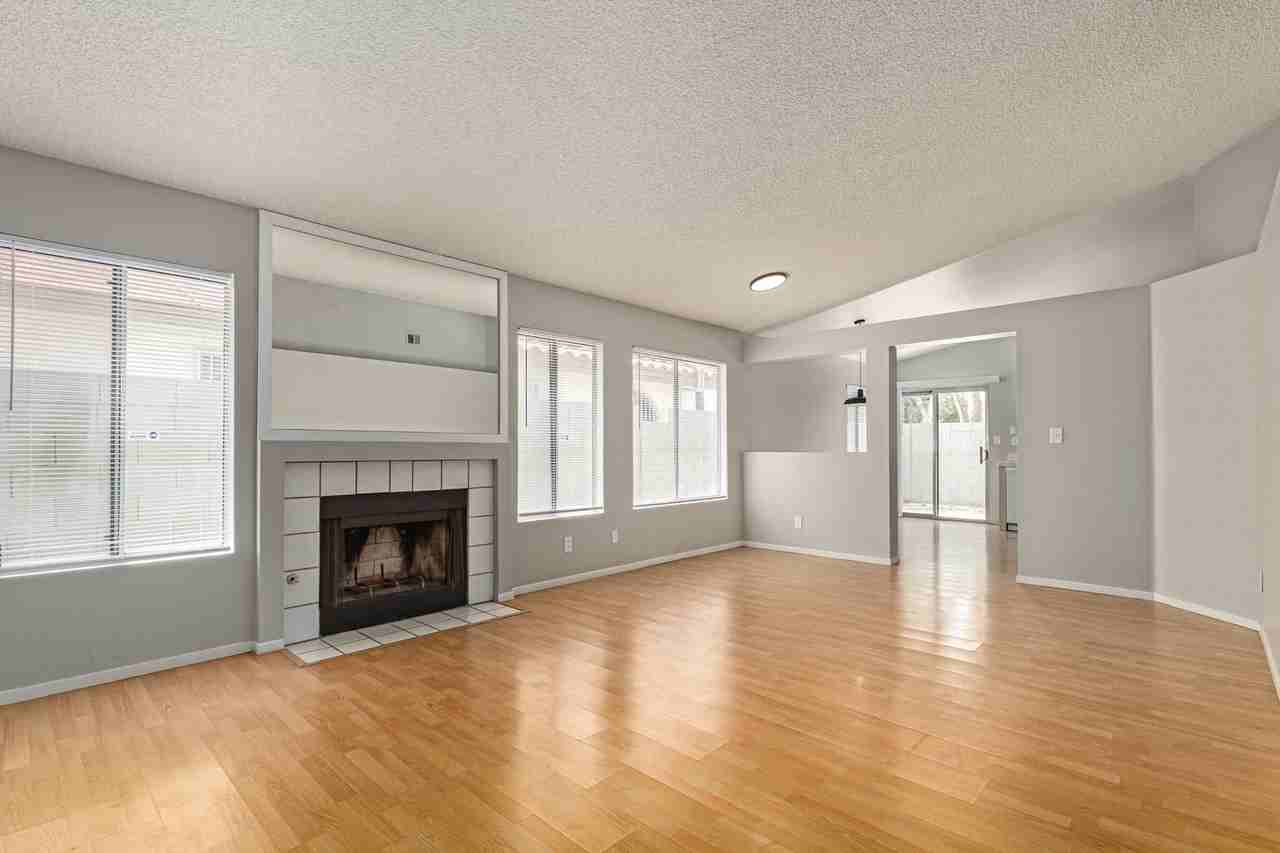 2689 Rungsted St - Photo 3 of 25