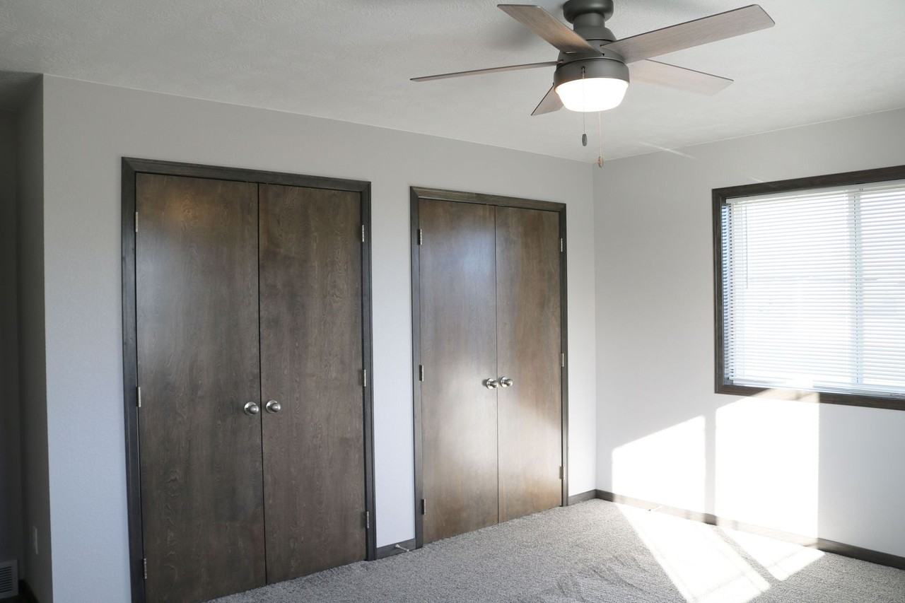 3616 South Outfield Circle - Photo 6 of 12