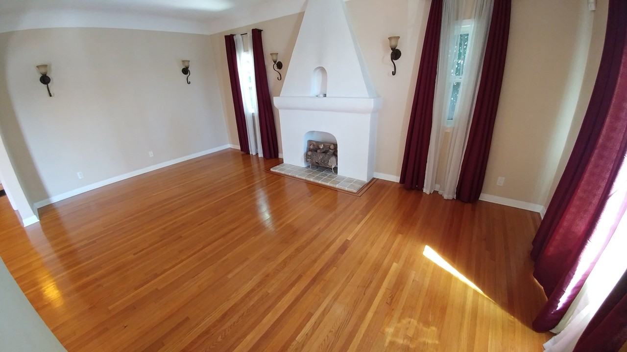 2545 Carmona Avenue - Photo 2 of 26