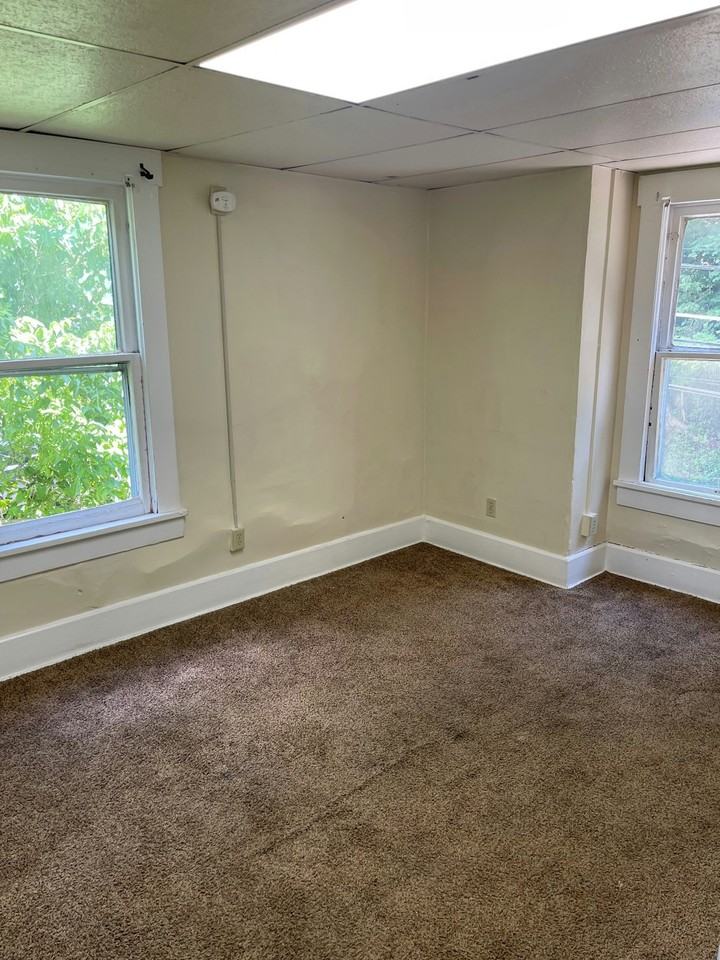 1101 College Avenue - Photo 6 of 6