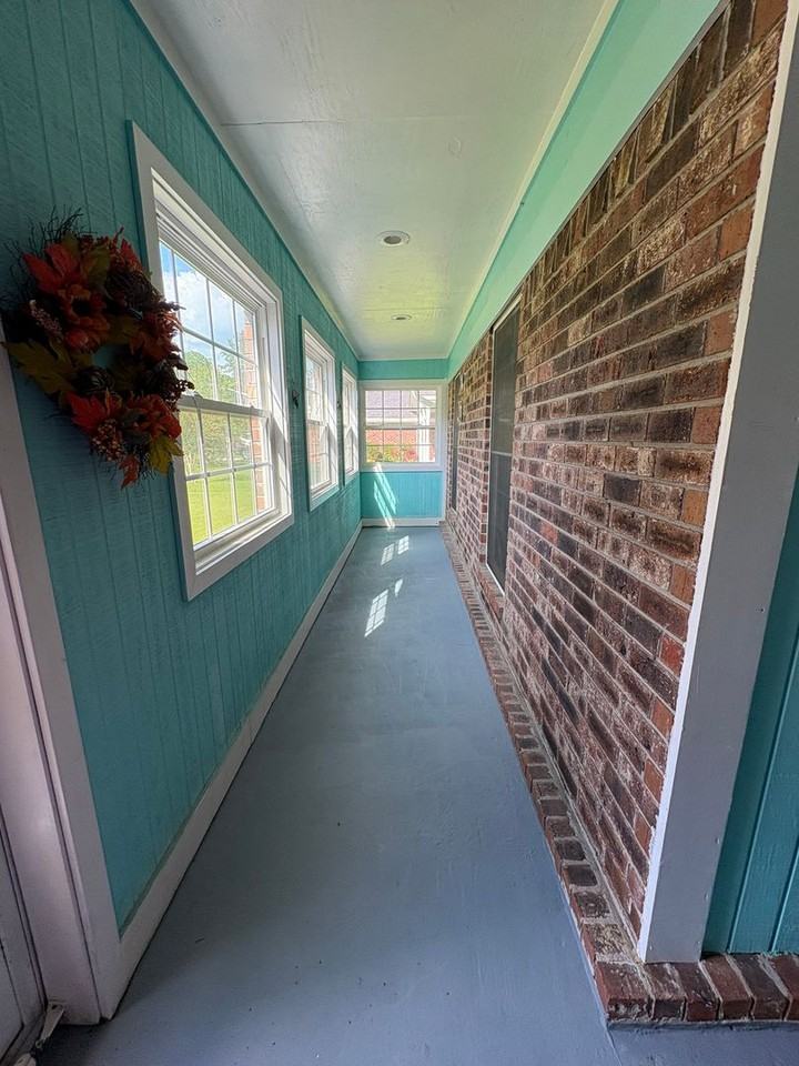133 John Glenn Dr - Photo 2 of 16
