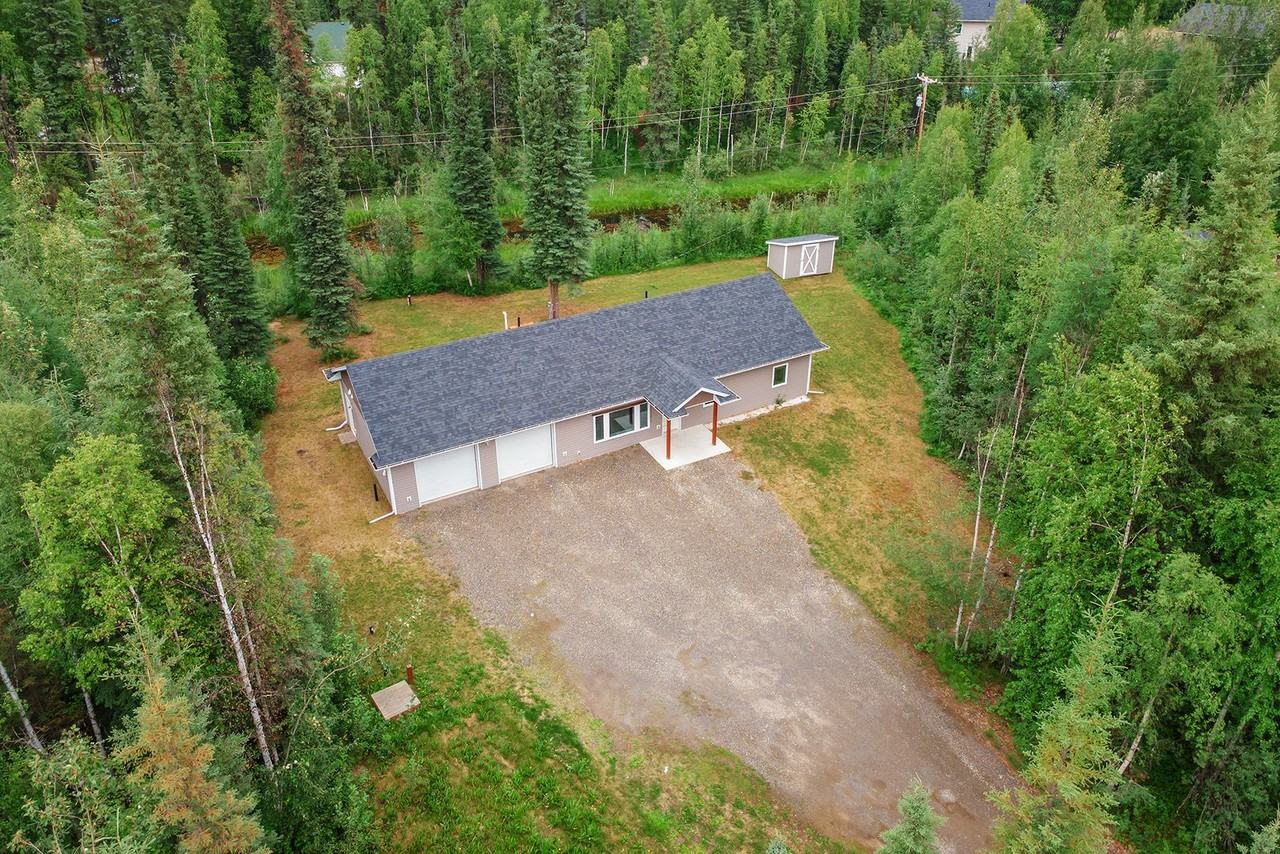 2066 Tops St - Photo 2 of 14