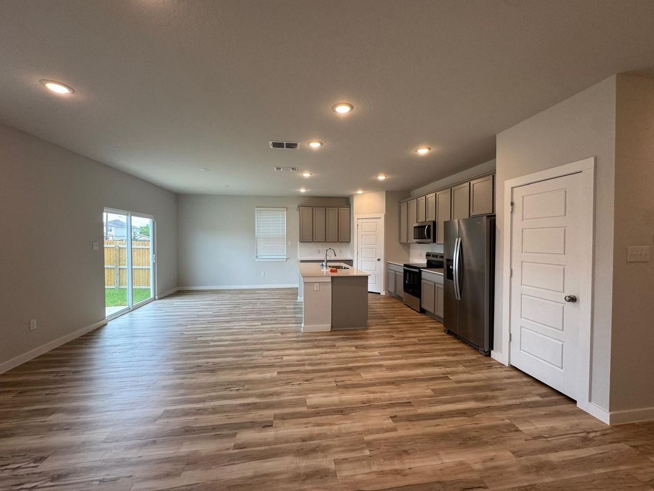 5935 W Hausman Rd #66 - Photo 4 of 23
