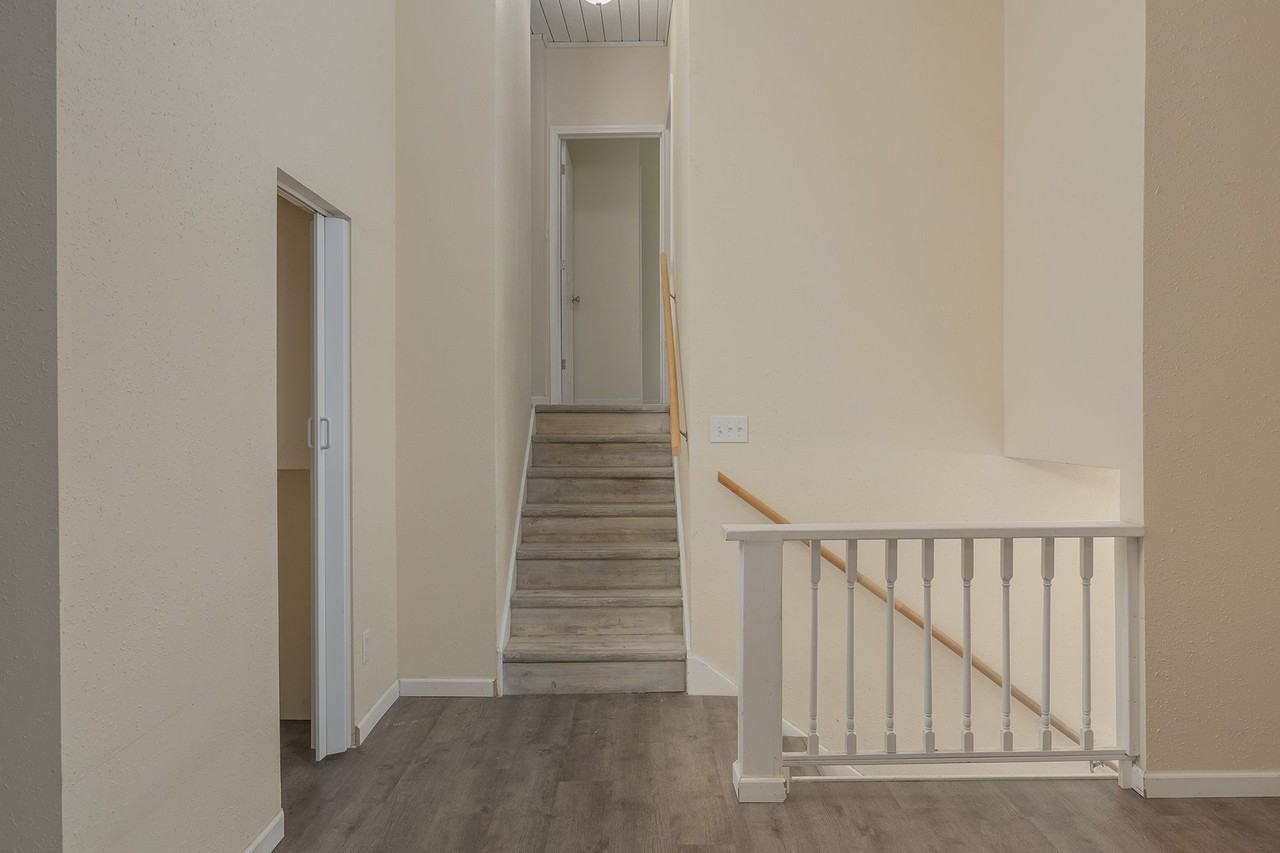 1516 Buttercup Street - Photo 6 of 13