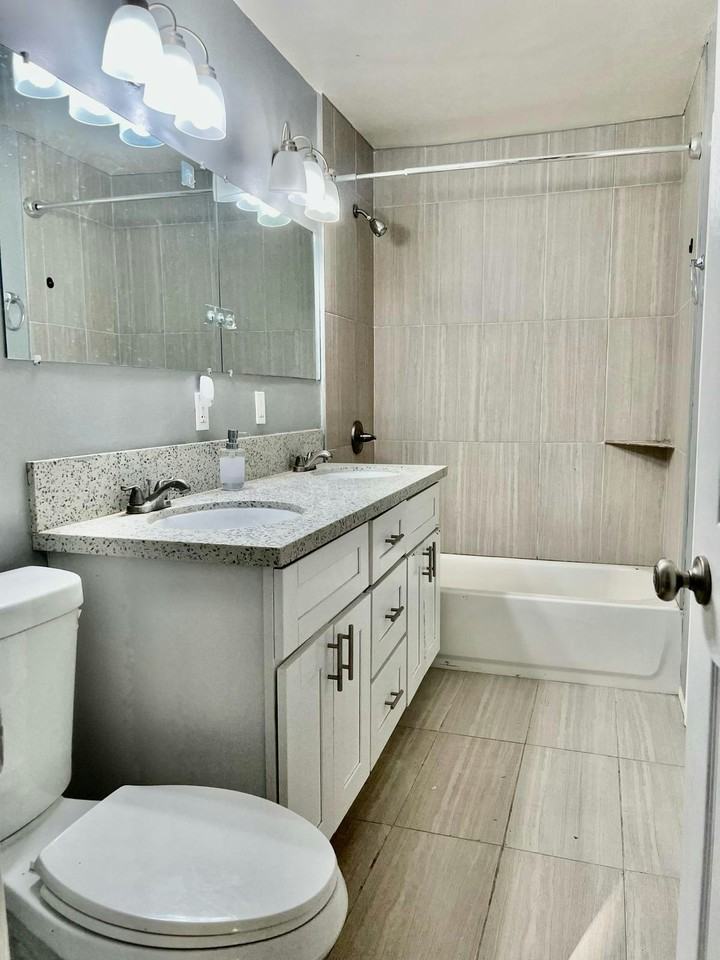 4580 55th Street - Photo 5 of 20
